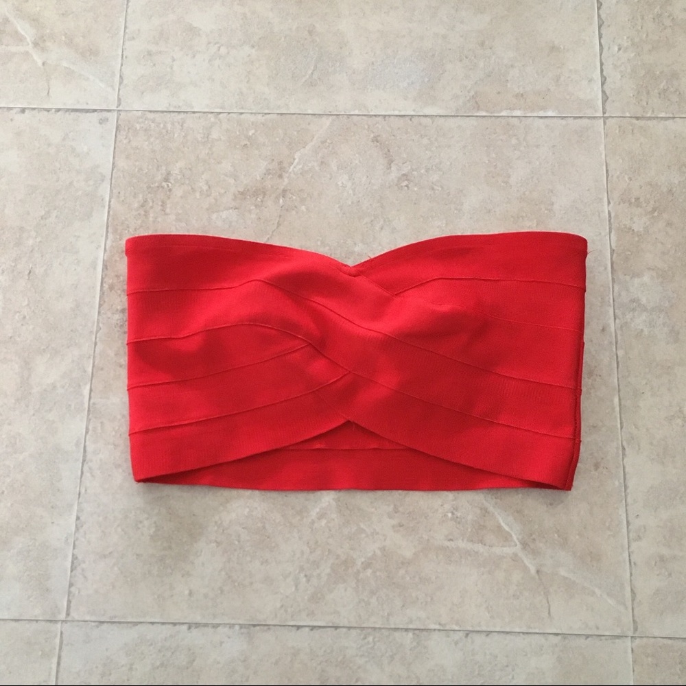 💌3/$15 Forever 21 Small red strapless crop top